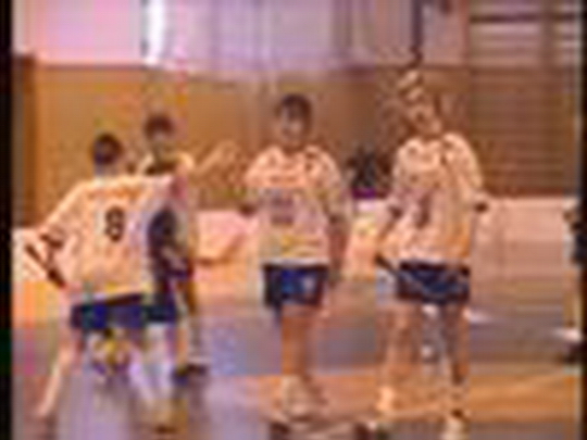 Florbalový turnaj žáků 1. SC Bohumín 98 - zobrazit video