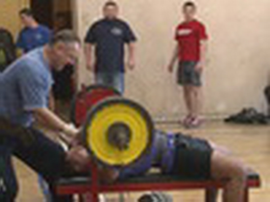 Bohumínský bench-press 2011 - przedstawić wideo