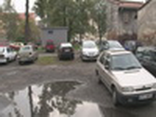 Regenerace dvorů za Grandem a Centrem - show video
