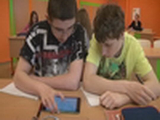ZŠ ČSA učí s pomocí iPadů - zobrazit video