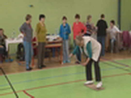 Sportovně-zábavní hry seniorů 2015 - zobrazit video