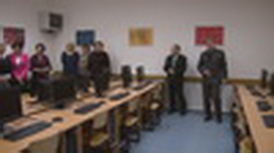 Nová učebna informatiky - show video