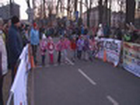 Silvestrovský běh 2015 - przedstawić wideo