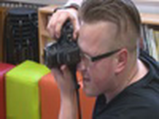 Fotografové mezi knihami - zobrazit video