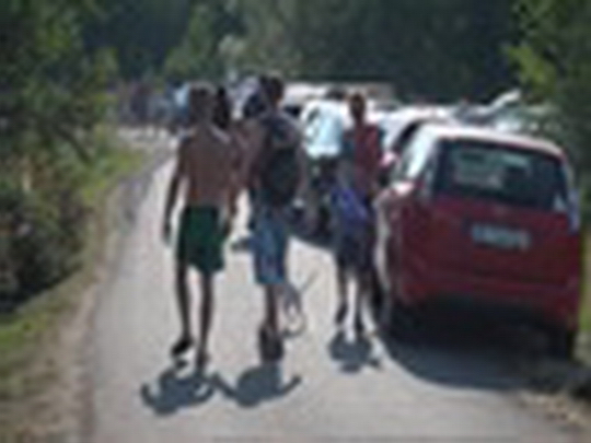 Parkování u Kališova jezera - show video
