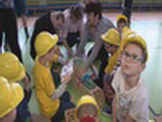 Nové polytechnické stavebnice děti baví - show video