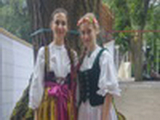 Písnička o Bohumínu na festivalu ve Strážnici - przedstawić wideo