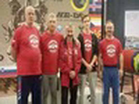 Powerlifting Raspberry na MS v Maďarsku - zobrazit video