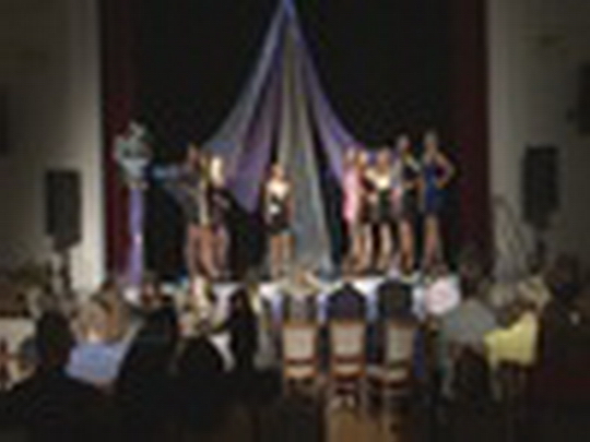 V Bohumíně volili Miss Karkulku 2019 - zobrazit video