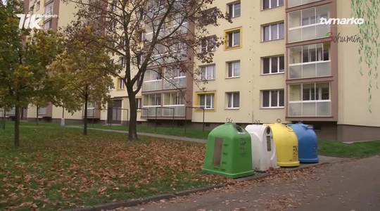 Za smetí a obaly mimo kontejner padají pokuty - zobrazit video