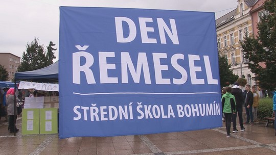 Den řemesel představil obory střední školy - show video
