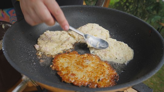Skřečoní voněly bramboráky, food festival nabídl soutěž - zobrazit video
