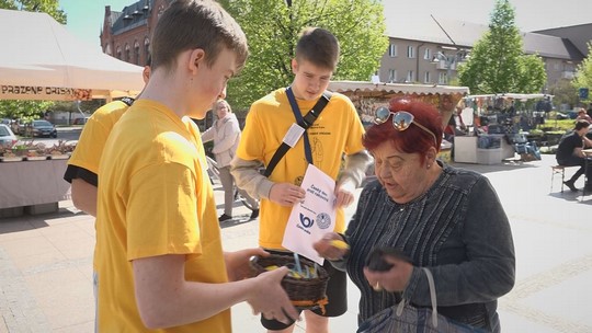 Profit12 a Květinkový den proti rakovině - zobrazit video