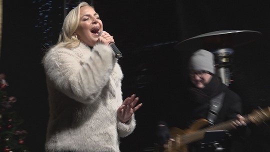 Markéta Konvičková rozezpívala náměstí v Bohumíně - przedstawić wideo