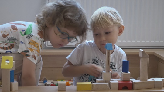 Děti zabydlely novou třídu, Bohumín navýšil kapacitu - show video
