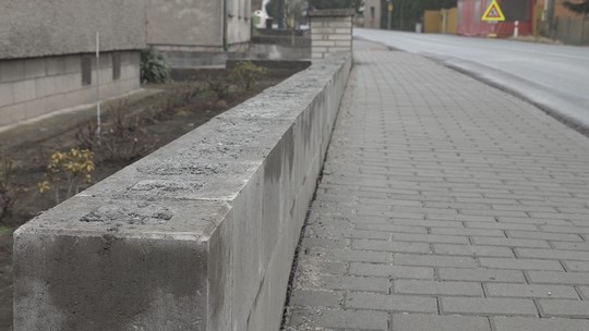 Bohumín investuje do chodníků, staví a opravuje - zobrazit video