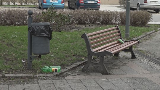 Bohumín chce zakázat bivakování a žebrání - przedstawić wideo