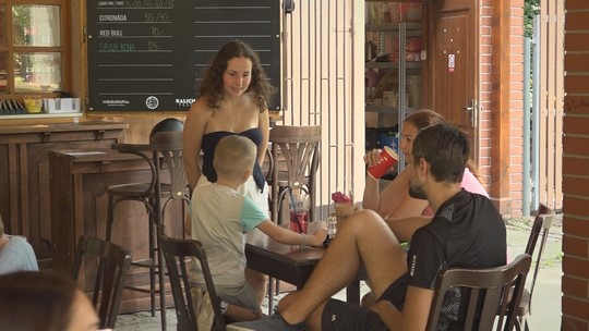 Studentská kavárna Parlamentu mládeže Bohumína - show video