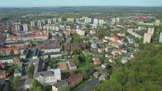 Vyvolávací cena licitací bytů a upravené zásady - zobrazit video
