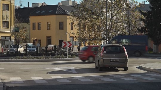 Bohumín zprovoznil nový kruhový objezd - show video