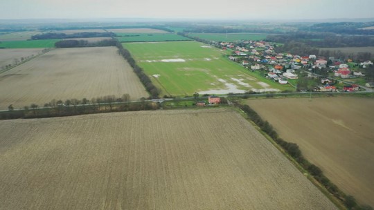 Gigafactory u Věřňovic: ZUR kraje a termíny - przedstawić wideo