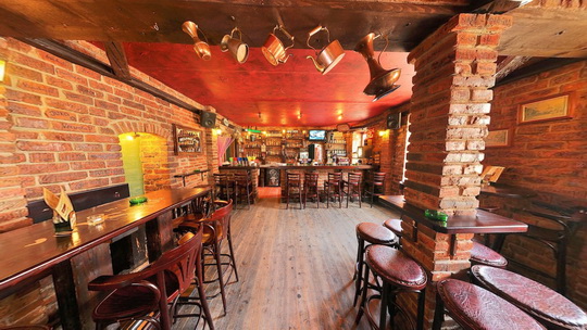 Belfast Pub & Restaurant - bar - Show virtual view