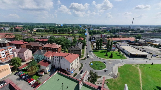 Pohled na kruhovou křižovatku u Billy - Zobrazit virtuální prohlídku