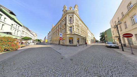 Křižovatka tř. Dr. E. Beneše a Studentská - Zobrazit virtuální prohlídku