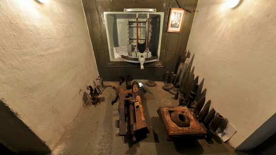 Infantry blockhouse MO S-5 named Na trati - gun shooting room with a cannon - Show virtual view