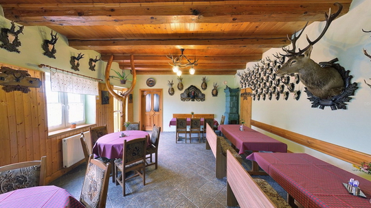 Restauracja Zlatý jelen (Złoty Jeleń) - pub - Zwiedzanie wirtualne