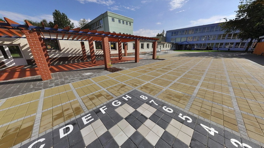 Elementary School Čs. armády - school yard - Show virtual view