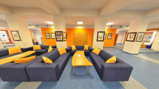 Kino K3 Bogumin - foyer - Zwiedzanie wirtualne