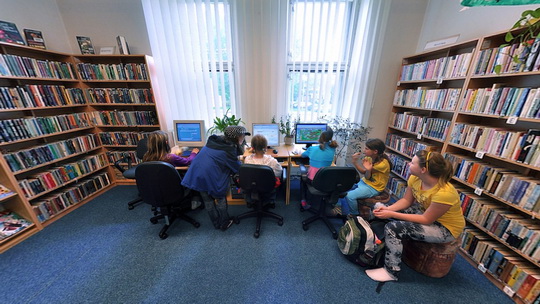 Biblioteka K3 w Skrzeczoniu - wnętrze - Zwiedzanie wirtualne