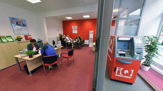 UniCredit Bank – wnętrze - Zwiedzanie wirtualne