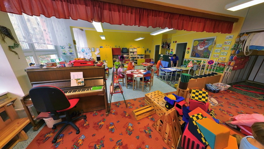 Kindergarten Nerudova -  " Ladybirds" - 1st logopaedic class - Show virtual view