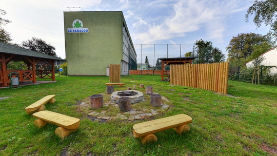 Elementary School  in Skřečoň - the school playground, fireplace and gazebo. - Show virtual view