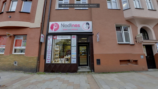 Nadine decor - Nadines - assortment of electronic cigarettes and e-liquidity - Show virtual view
